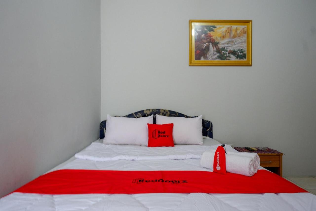 Reddoorz @ Hotel Aulia Majene Dış mekan fotoğraf