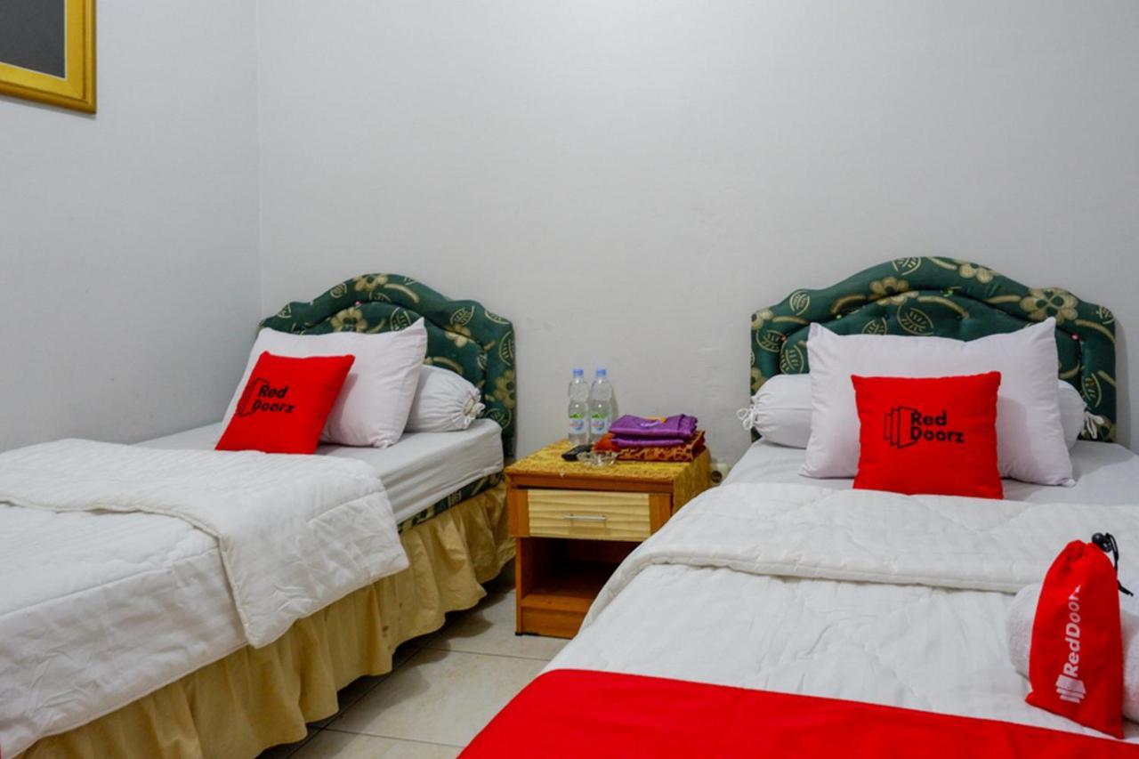 Reddoorz @ Hotel Aulia Majene Dış mekan fotoğraf