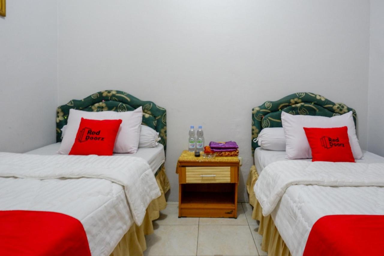 Reddoorz @ Hotel Aulia Majene Dış mekan fotoğraf